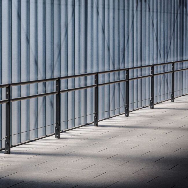 Übergang zum Bahnhof von Doris Storck