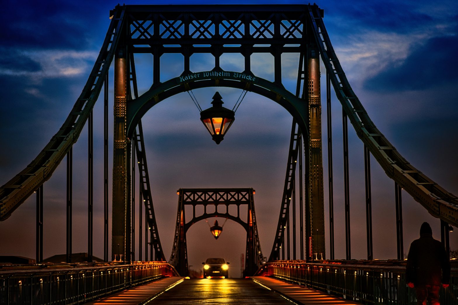 Kaiserbrückendämmerung von Thomas Meier